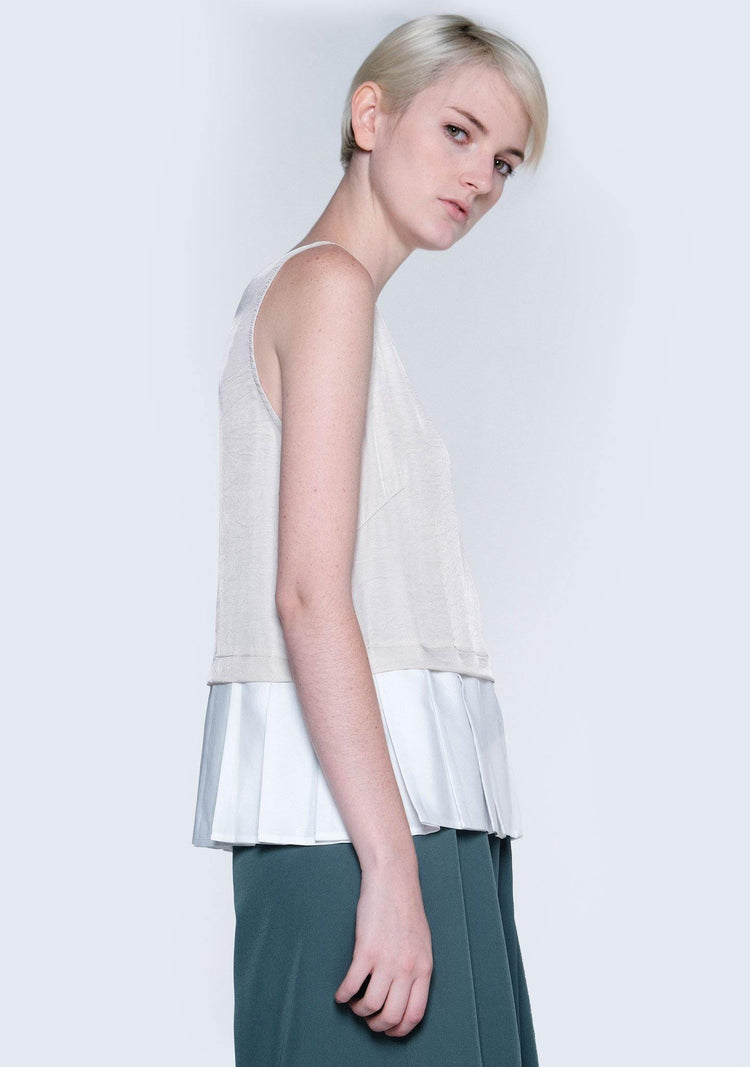 AXEL DUAL COLOUR PLEATED TOP - HAZELNUT - SALIENT LABEL