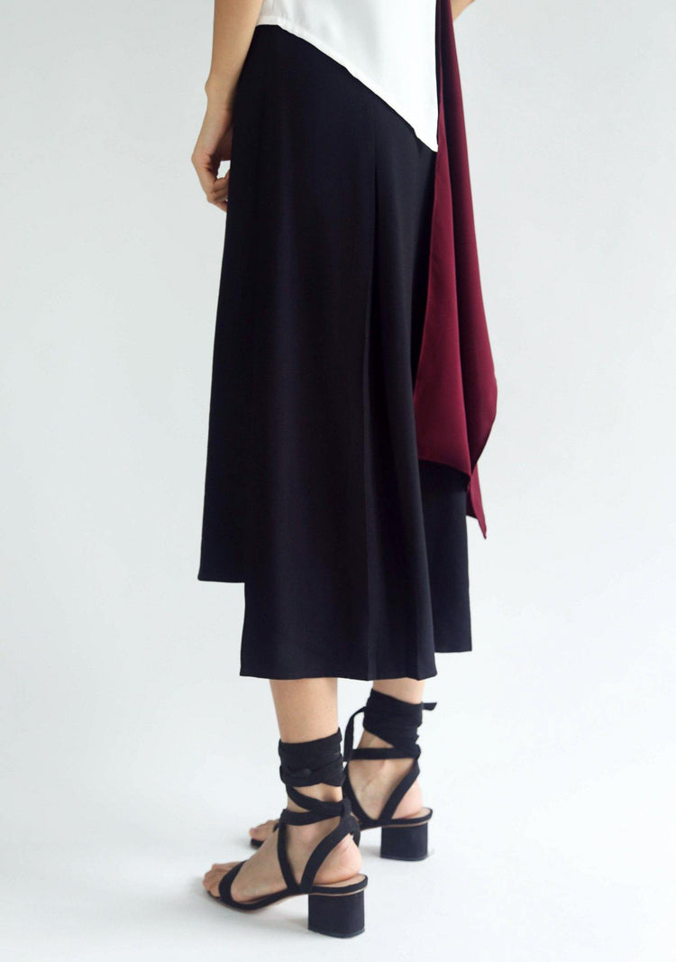 BLACK BAMBOO HI-LO SLIT SKIRT - SALIENT LABEL