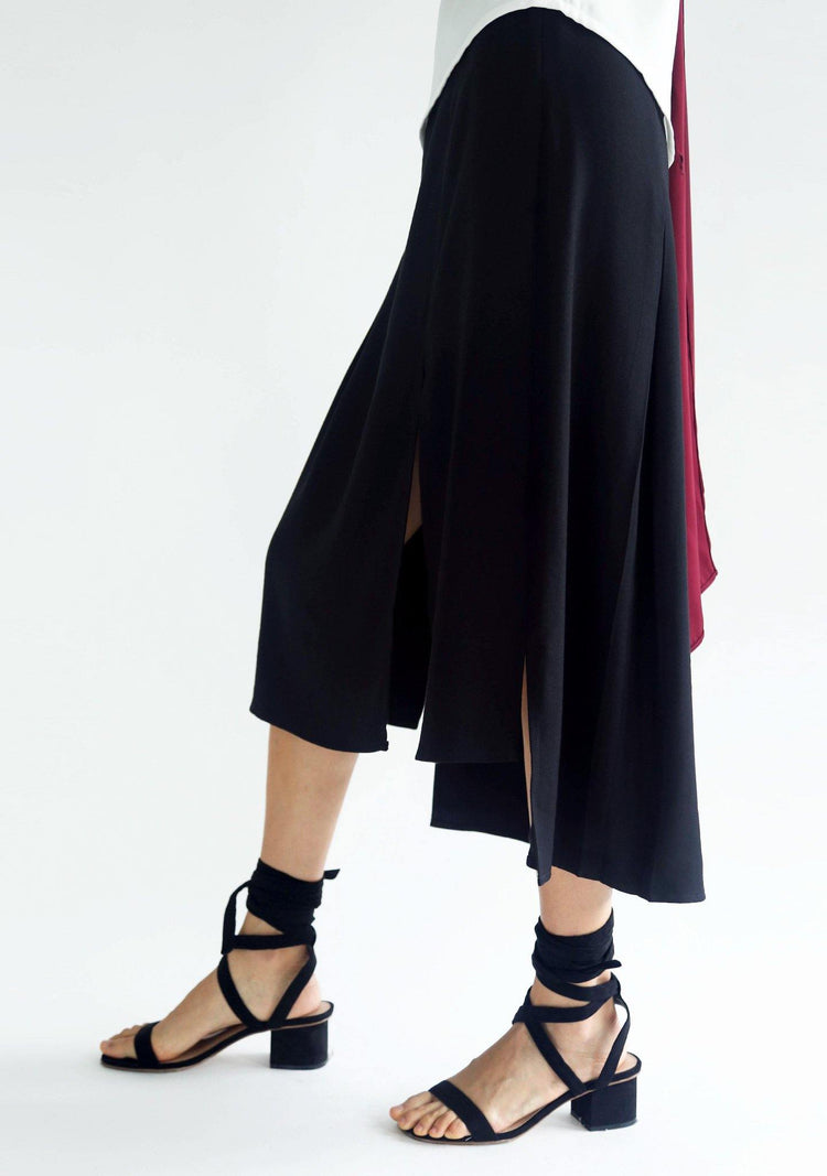 BLACK BAMBOO HI-LO SLIT SKIRT - SALIENT LABEL