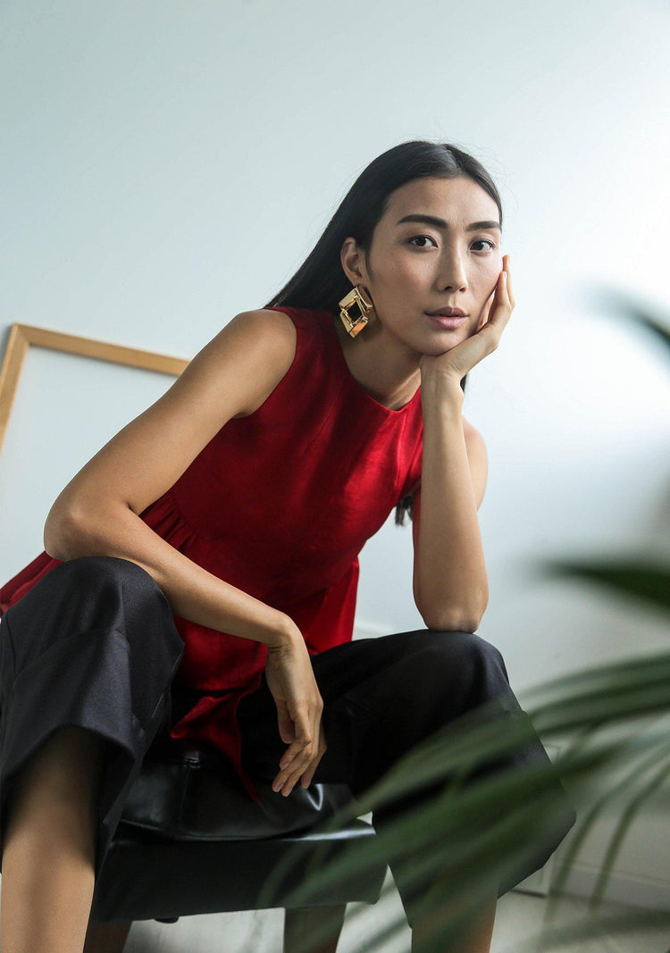 HUDSON SIDE FLARE TOP - SCARLET - SALIENT LABEL