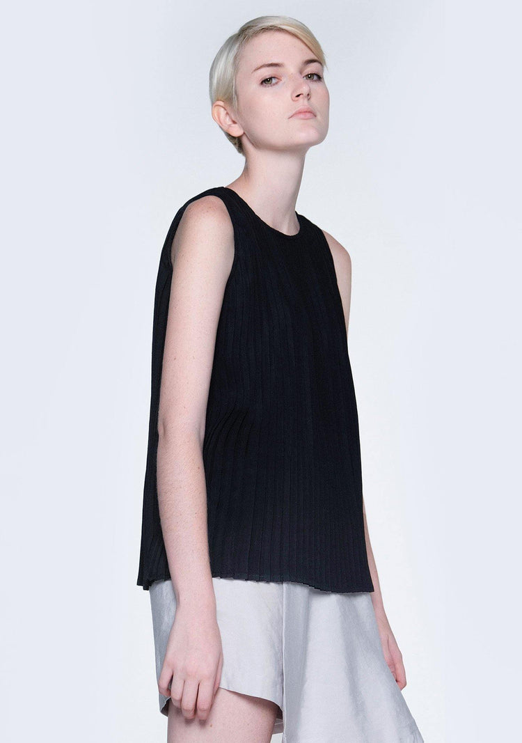 DELAINA PLEATED TOP - OBSIDIAN - SALIENT LABEL