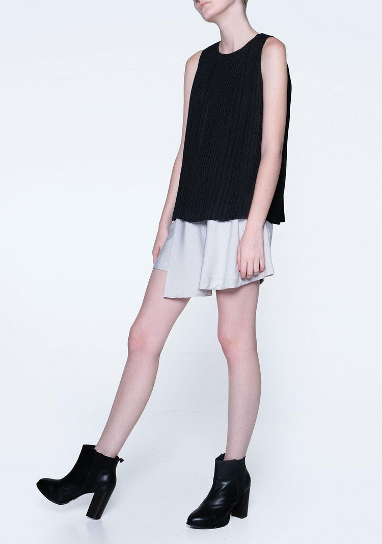 DELAINA PLEATED TOP - OBSIDIAN - SALIENT LABEL