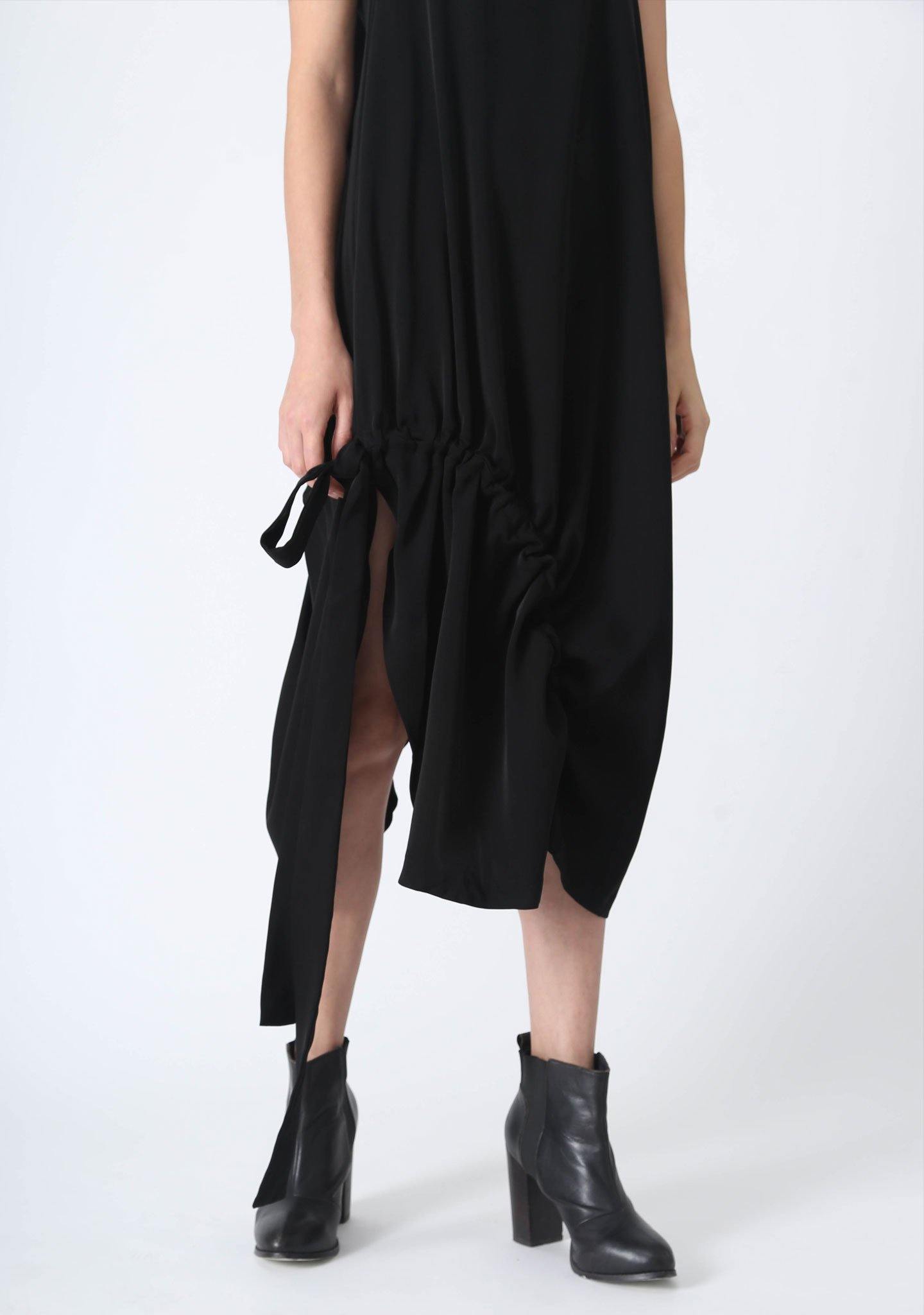 KAI MIDI DRAWSTRING DRESS - BLACK - SALIENT LABEL