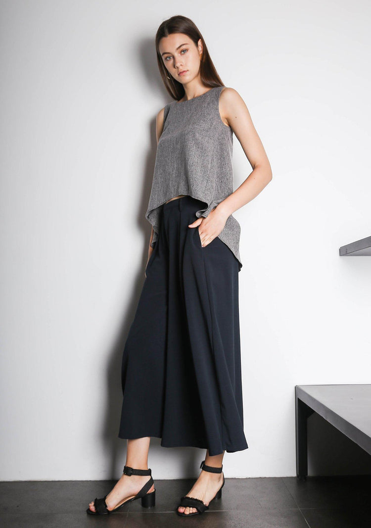 KETEL DIP BACK HEM TOP - GREY/BLACK - SALIENT LABEL