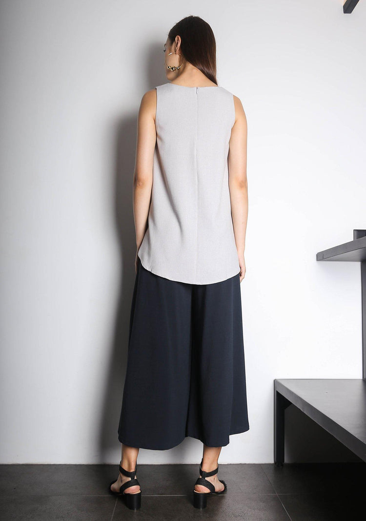 KETEL DIP BACK HEM TOP - SILVER CITY - SALIENT LABEL
