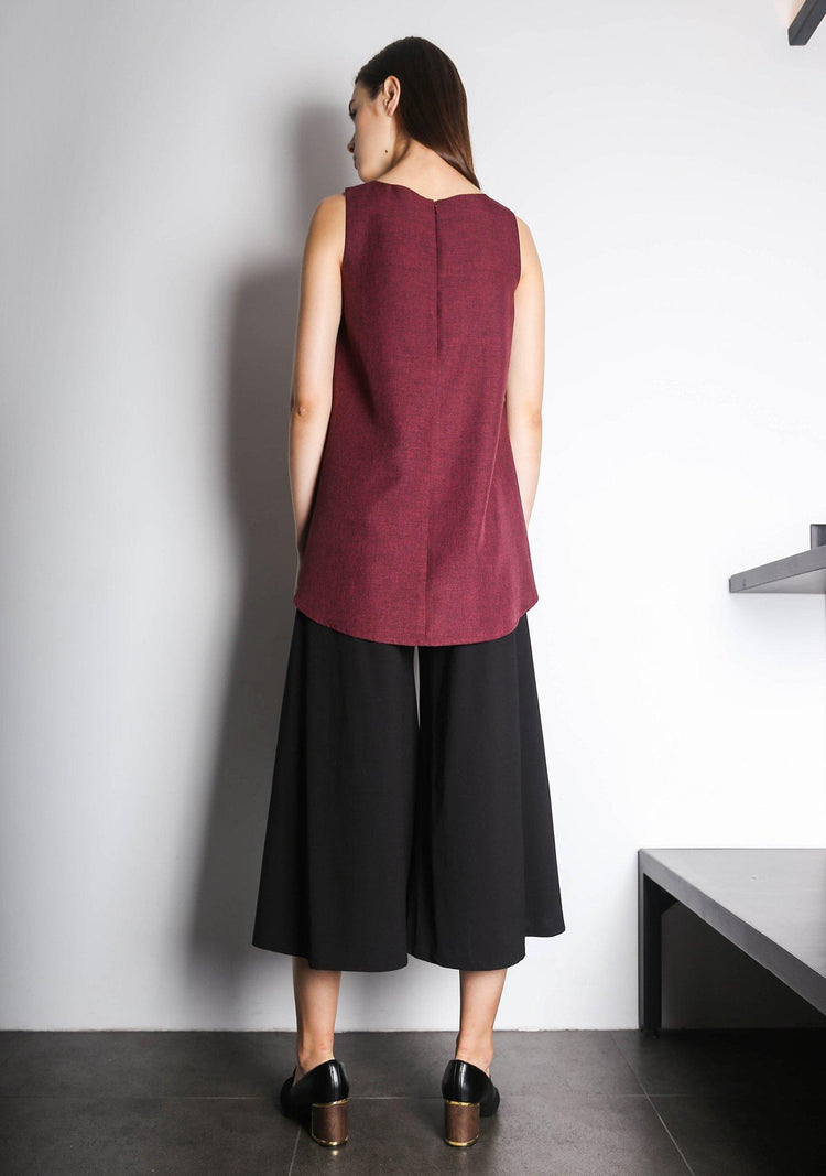 KETEL DIP BACK HEM TOP - RED/BLACK - SALIENT LABEL