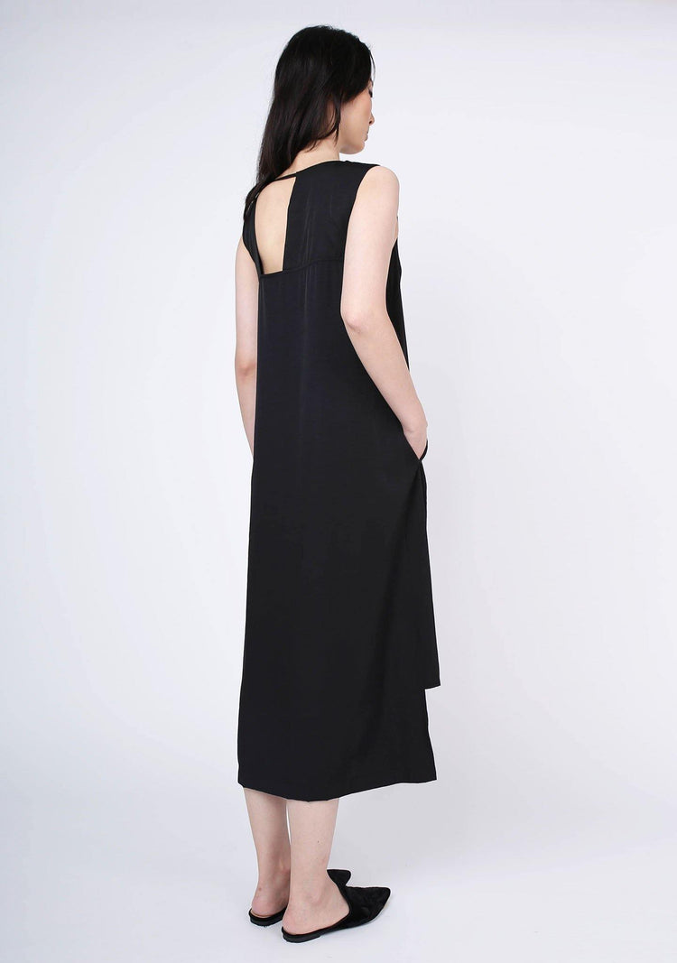 Liv Viscose Midi Dress - Tricorn Black - SALIENT LABEL