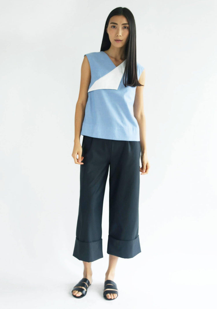 Navigate Contrast Colour Flap Top - SALIENT LABEL