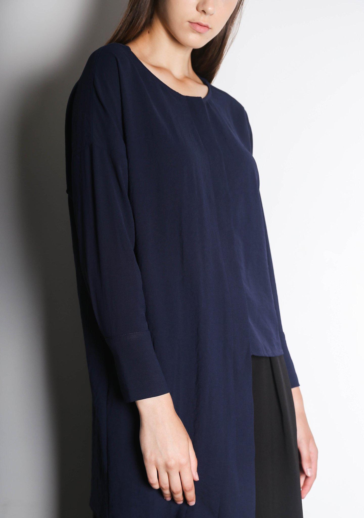SONYA TOP - NAVY - SALIENT LABEL