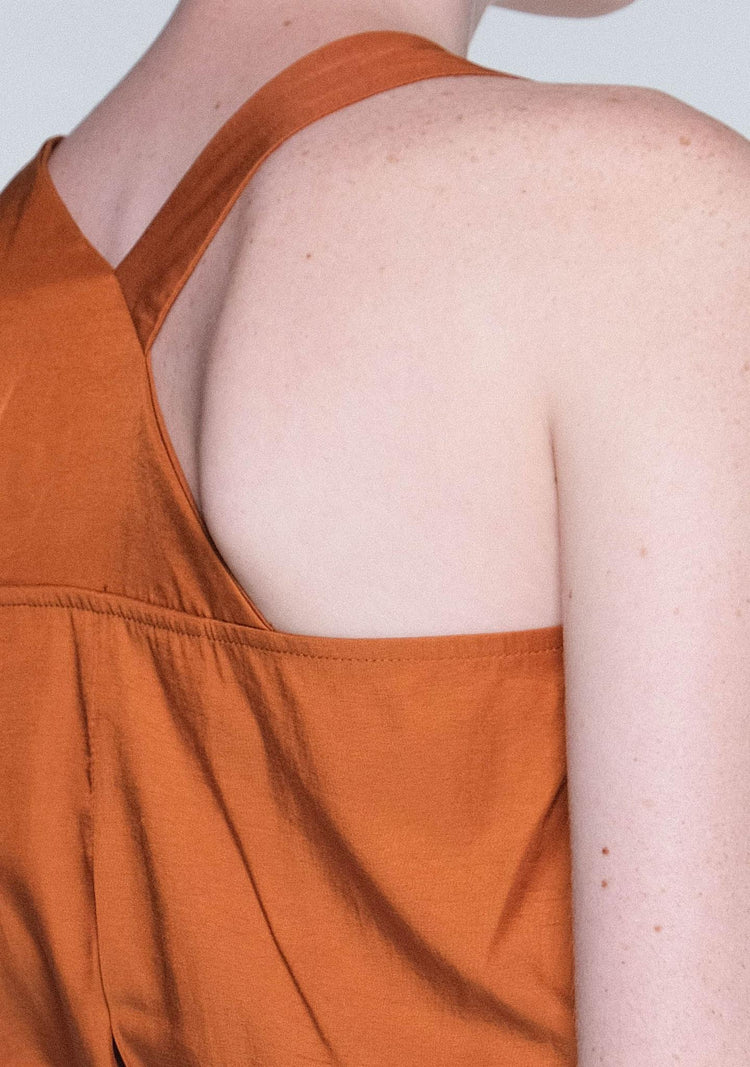 TIVRI ASYMMETRIC BACK TOP - GINGER - SALIENT LABEL